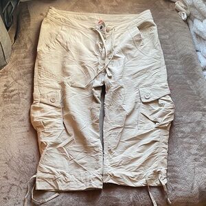 North Face women’s Classic Tan Cargo Shorts